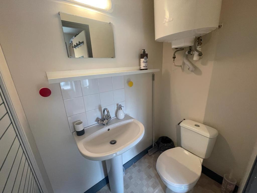 Ferienwohnung Studio Agreable Et Lumineux Niort Exterior foto